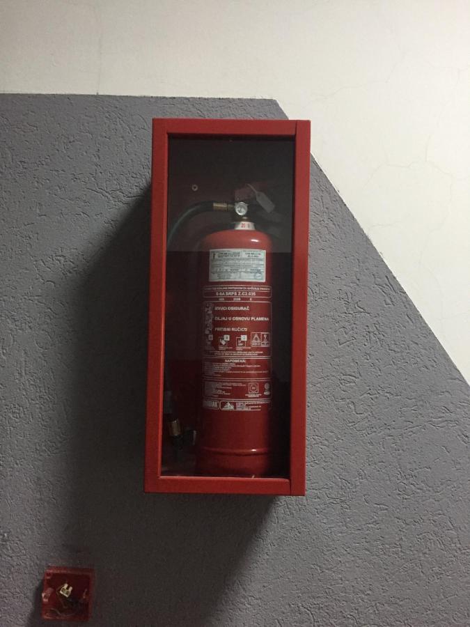 Kraljevski Apartman Kraljevo Esterno foto